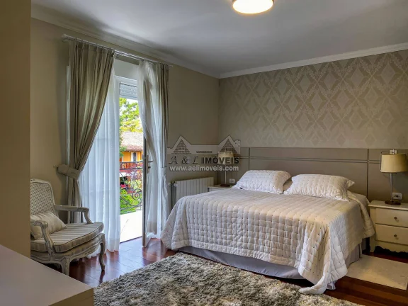 Imagem Apartamento 3 Suítes à Venda em Capivari – Campos do Jordão