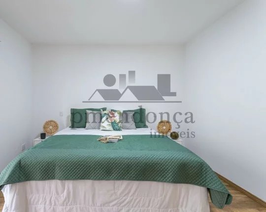 Imagem Apartamento na Vila Madalena com 3 quartos (2 suítes) e 2 vagas, 170m².