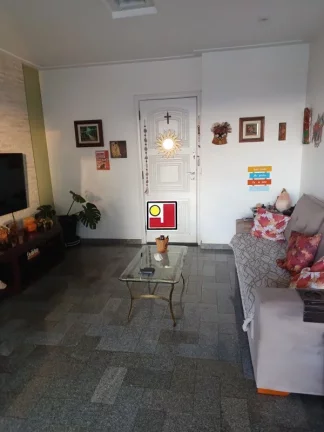 Imagem Vendo 1Q na Praia da Barra, alto, vista panorâmica, ELÉTRICA...HIDRÁULICA feitos, 2 vagas, dependências, ÔNIBUS, CLUBE, tênis, academia, skate, churrasq