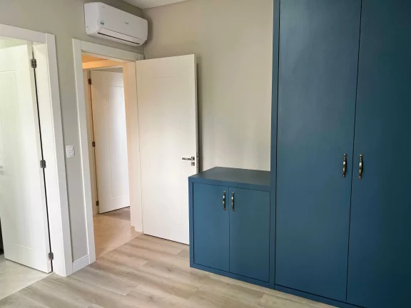 Imagem Apartamento quadra mar com 3 suítes e 2 vagas de garagem em Itapema/SC