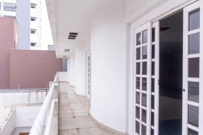 Imagem Casa Comercial para Locaçao