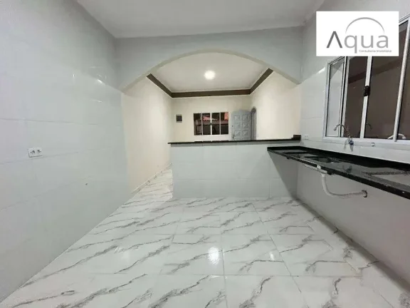 Imagem Casa para Venda em Mongaguá, Vera Cruz, 3 dormitórios, 1 suíte, 1 banheiro, 2 vagas