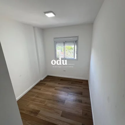 Imagem Viver na Parada Inglesa é ter a cidade aos seus pés, literalmente. Este apartamento foi feito para...