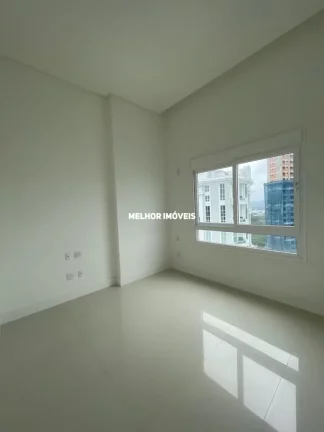 Imagem Cobertura Tríplex Frente Mar à Venda com 07 Suítes, Terraço com Piscina, Localizado na Barra Sul em Balneário Camboriú - SC