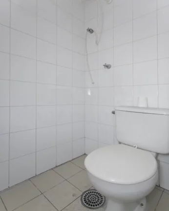Imagem Apartamento com living para 02 ambientes, piso de tacos, 03 dormitórios, armários embutidos, banhe...