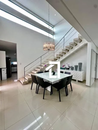 Imagem Casa | Condominio Fechado | 4 Suítes com Piscina Privativa | 352m2