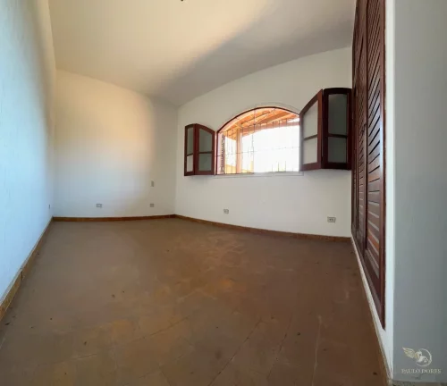 Imagem CASA À VENDA COM 4 DORMITÓRIOS NO CENTRO DE UBATUBA- SÃO PAULO