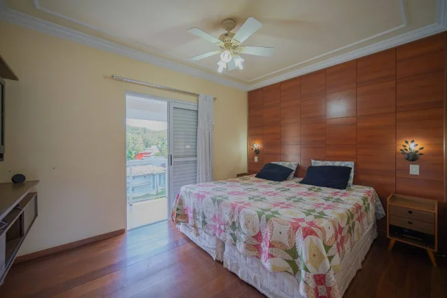 Imagem Casa à venda, 5 Quartos, 15 minutos do centro de Alphaville.