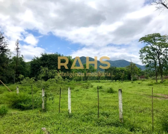 Imagem Excelente área as margens da BR 101 em Pirabeiraba, com 171.016,50m² de área total, com 119m de f...