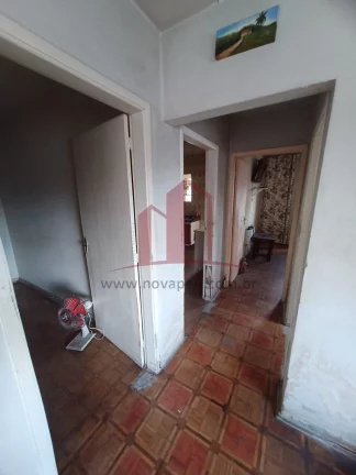 Imagem Casa à venda no Centro de Franco da Rocha-SP: 4 quartos, 1 sala, 2 banheiros, 2 vagas de garagem, 202,00 m² de área.