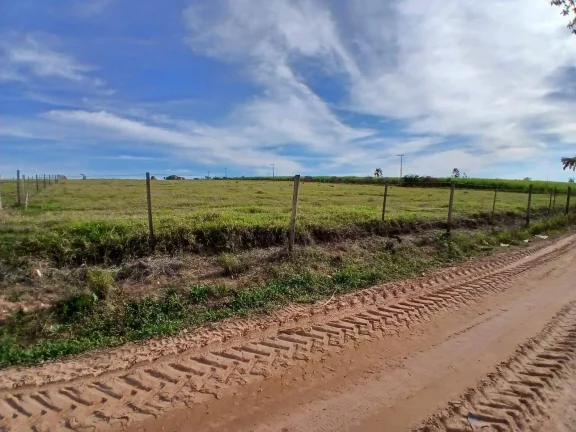 Imagem Sítio com 2 dormitórios à venda, 36000 m² por R$ 530.000,00 - Congonhal - Tatuí/SP