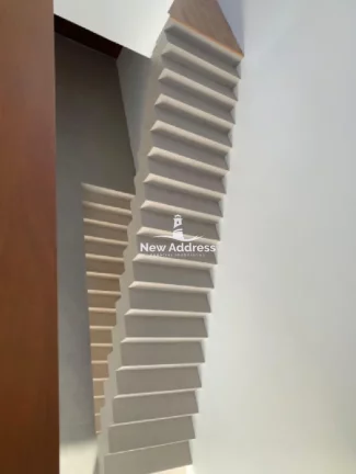 Imagem Belíssima casa triplex de alto padrão no Riviera Park