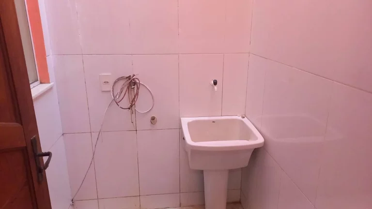 Imagem Casa Duplex A venda no jardim Guanabara Macaé RJ. 70m2 parte alta