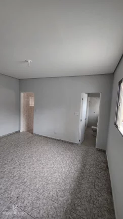 Imagem "Oportunidade Única! Propriedade na Vila Guarani - Zona Sul com 3 Casas Independentes e Terreno Amplo de 240m²"