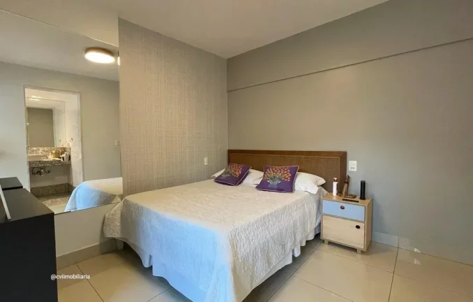 Imagem Localizado no vibrante bairro da Savassi, este apartamento oferece uma experiência de vida urbana s...
