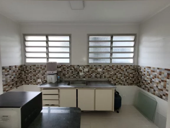 Imagem PITANGUEIRAS – NA TERCEIRA QUADRA DA PRAIA, MARAVILHOSO APTO AMPLO E CLARO, COM 50,00 M² ÚTEIS, 01 VAGA DE GARAGEM NO PRÉDIO, LOCALIZAÇÃO PRIVILEGIADA