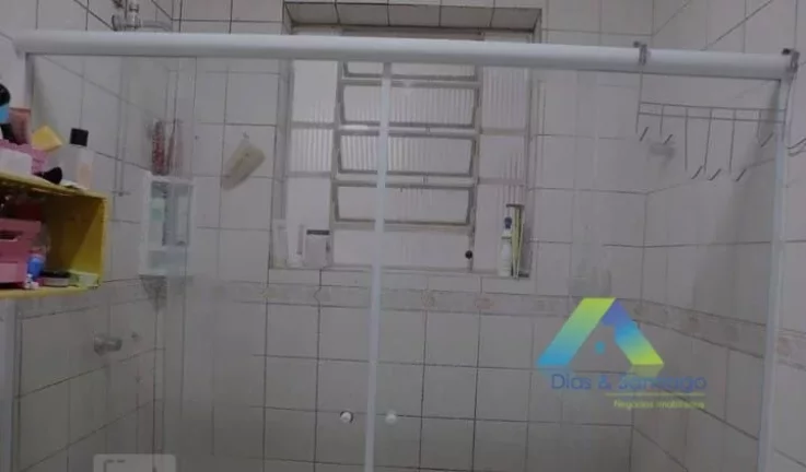 Imagem Casa com 2 dormitórios, quintal com churrasqueira, 150 m² ótimo preço e localização!
