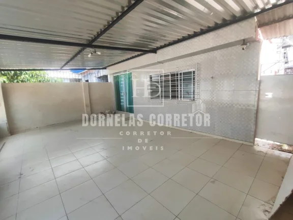 Imagem CASA COM 4 QUARTOS 1 SUÍTE, GARAGEM PARA 2 CARROS, QUINTAL E ÁREA DE SERVIÇO