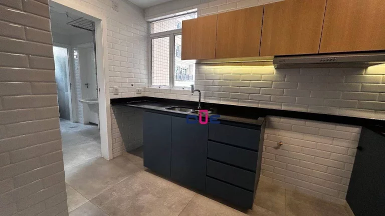 Imagem Apartamento com 3 dormitórios à venda, 127 m² por R$ 1.350.000 - Gonzaga - Santos/SP