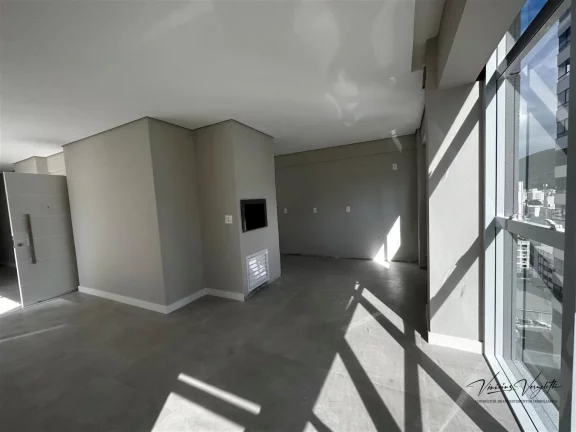 Imagem Apartamento 2 dormitórios para Venda em Balneário Camboriú / SC no bairro Centro