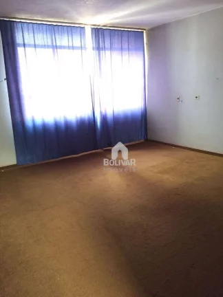 Imagem Casa com 3 dormitórios à venda, 180 m² - Setor Central - Itumbiara/GO
