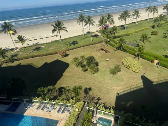 Imagem Luxuosa cobertura pé na areia à venda na Riviera de São Lourenço Módulo 07: 4 quartos, 4 suítes, 3 salas, 4 vagas de garagem, 400,03 m².