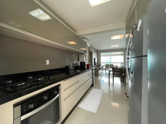 Imagem Imperdível: Apartamento à venda em Riviera de São Lourenço ? Módulo 7! 3 dorms, 1 suíte, 2 salas, 2 vagas. Varanda gourmet e vista para o mar!