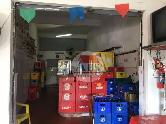 Imagem Imóvel bem localizado, ótimo ponto comercial.