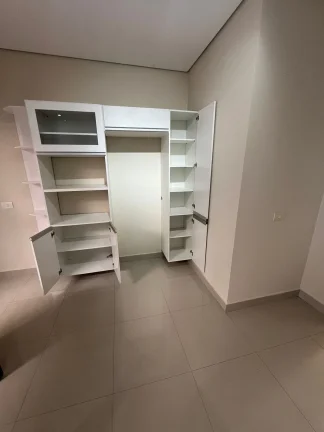 Imagem Casa térrea moderna com 3 suítes no Condomínio Lago da Serra em Araçoiaba da Serra
