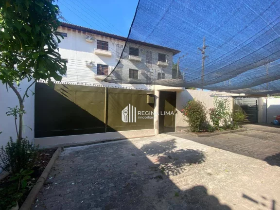 Imagem Casa de esquina com terreno (450m²) 4 dormitórios à venda, por R$ 1.350.000 ,00- São Cristovão- Teresina/PI