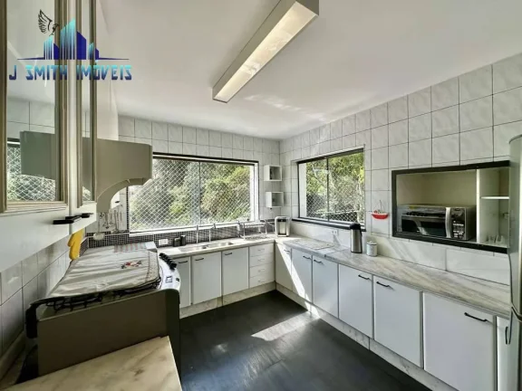 Imagem Linda casa CHÁCARA com 5 suítes, 3 lareiras, gourmet, piscina, hóspedes!