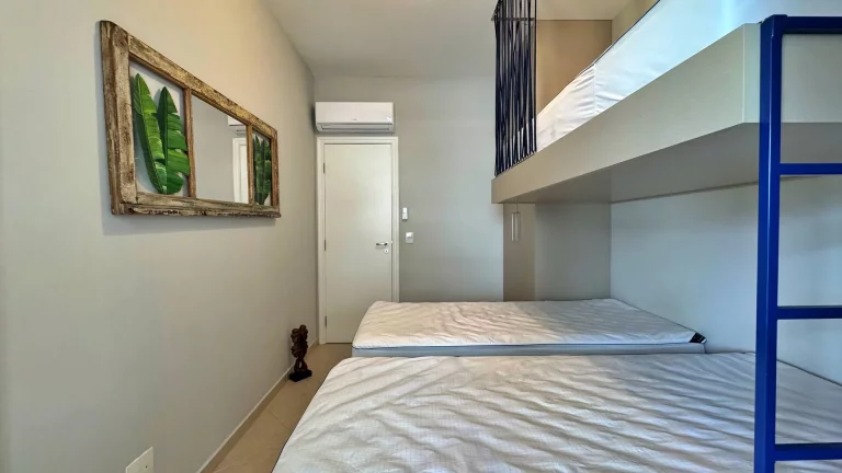 Imagem Apartamento com 3 dormitórios à venda, 106 m por R$ 2.580.000,00 - Riviera