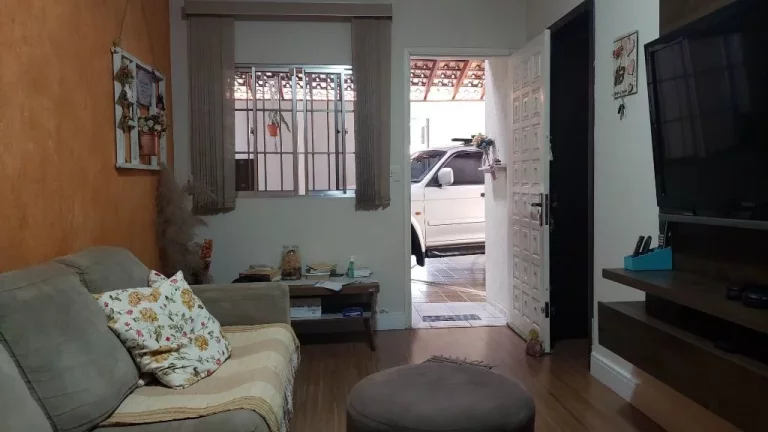 Imagem Casa com 4 dormitórios à venda, 253 m² por R$ 560.000,00 - Vila Amorim - Suzano/SP