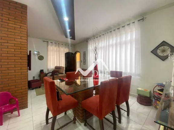 Imagem Casa com 3 dormitórios à venda, 150 m² por R$ 550.000,00 - Vila Valença - São Vicente/SP