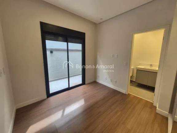 Imagem Essa encantadora casa térrea está localizada no condomínio Royal Garden em Paulínia-SP . 

Com a...
