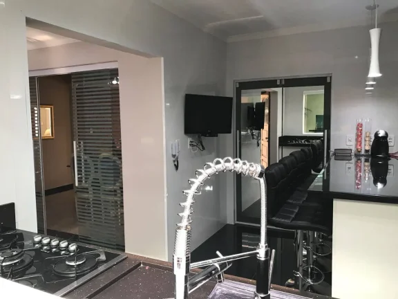 Imagem Alto Padrao 260 m² 3 DoSobrado rmitorios e 3 Vagas de Garagens