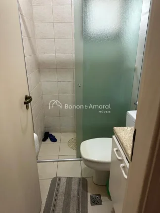 Imagem Apartamento espaçoso com 3 quartos, sendo 1 suíte com mini closet. Todos os dormitórios contam co...