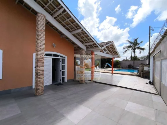 Imagem Linda Casa, 4 Dormitórios (3 Suítes), Piscina, Lado Praia, Itanhaém-SP