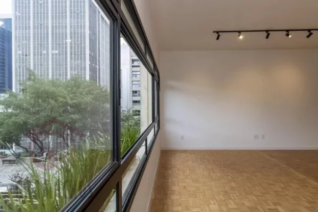 Imagem Apartamento à Venda 220m² | 3 Dormitórios + 2 Vagas | Rua Haddock Lobo