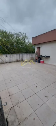 Imagem ÓTIMA COBERTURA EM BAIRRO TRANQUILO. VISITE ESTA OPORTUNIDADE.