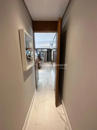 Imagem Se você busca um lar onde elegância e conforto caminham juntos, este imóvel no Taquaral vai surpr...
