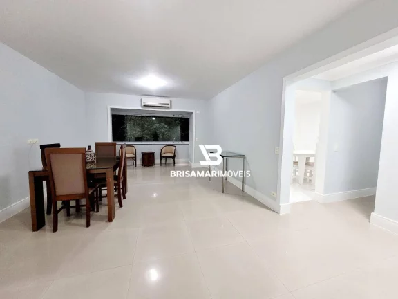 Imagem PITANGUEIRAS- CALÇADÃO , LINDO APARTAMENTO TOTALMENTE REFORMADO , GARAGEM NO PRÉDIO.