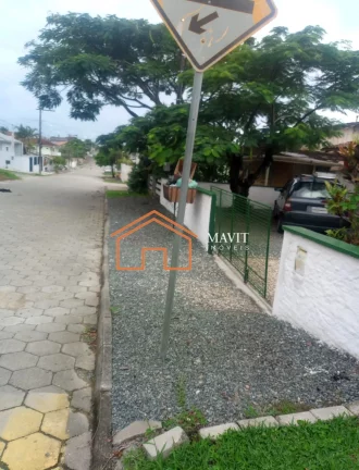 Imagem Imperdível oportunidade! Casa à venda em Barra Velha-SC, bairro Itajuba: 2 quartos, 1 sala, 1 banheiro, 1 vaga de garagem.