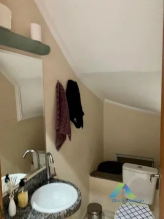 Imagem Sobrado designer moderno 125 metros, 3 dormitórios 1 suíte, 2 vagas espaço gourmet com excelente localização e valor !