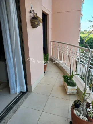 Imagem Amplo apartamento com 95m², com 3 quartos, sendo 1 suíte, todos com planejados de alta qualidade. ...