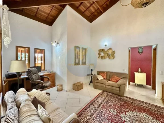 Imagem Casa em Condomínio a Venda no bairro Granja Viana - Carapicuíba, SP