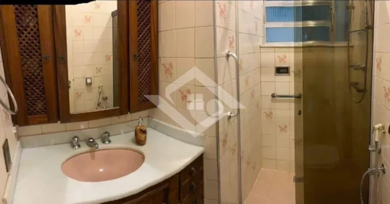 Imagem Apartamento de 3 Quartos para Venda em Copacabana com 90 m²
