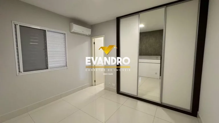 Imagem Casa em Condomínio para Venda em Cuiabá / MT no bairro Jardim Imperial