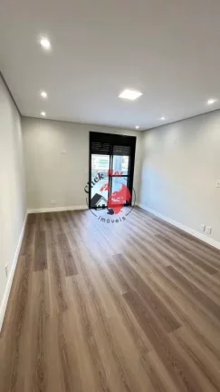 Imagem Sobrado moderno, espaçoso e recém-reformado com acabamento impecável! SAnto André bairro Camilópolis