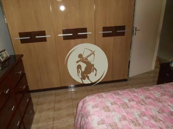 Imagem BEM LOCALIZADO PRÓXIMO CANAL 1 DEPENDENCIA COMPLETA COMODOS AMPLOS,